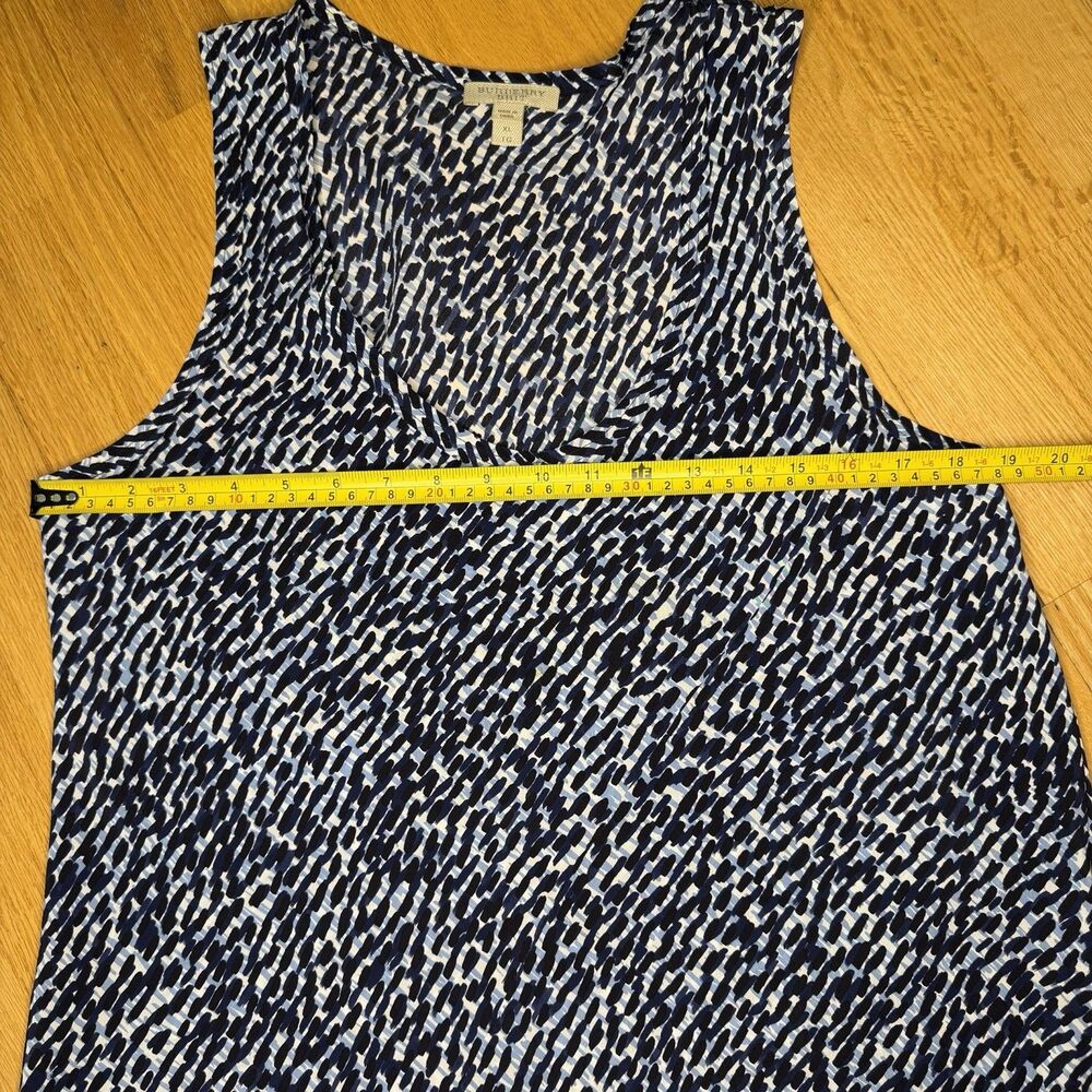 Burberry Brit Sleeveless Silk Blouse Abstract Animal Print XL EUC Quiet Luxury - Picture 8 of 12
